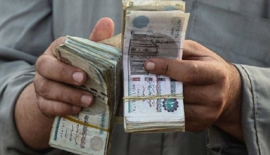 الجنيه المصري يصل إلى أدنى مستوى له على الإطلاق مقابل الدولار