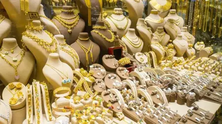 كم سعر الذهب في محلات المجوهرات في تركيا؟