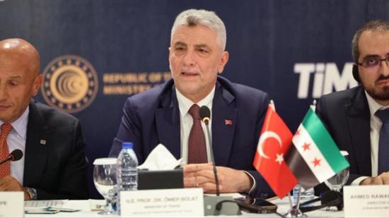 وزير التجارة التركي يجري محادثات ثنائية في دمشق حول الاستثمارات