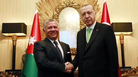 أردوغان يجري اتصالاً هاتفياً بملك الأردن