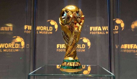 وصول النسخة الأصلية لكأس العالم إلى الدوحة