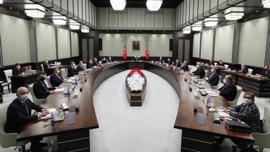 اجتماع مجلس الوزراء اليوم.. هل سيكون هناك إغلاق كامل في تركيا؟
