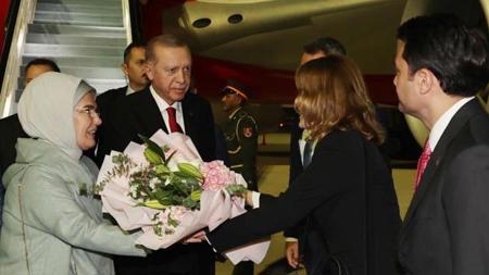 أردوغان يصل الإمارات
