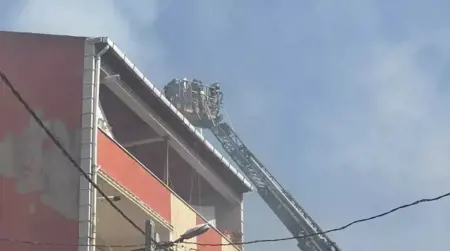 حريق مفاجئ في أفجيلار يُدمر 4 مبانٍ خلال دقائق... هل كان انفجار غاز السبب؟