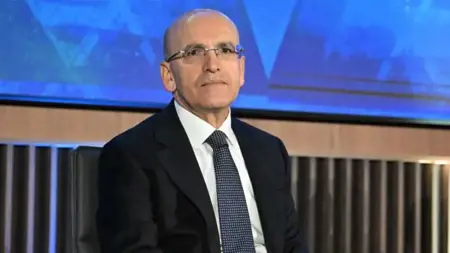 شيمشك: حقّقنا 484 مليار ليرة توفيراً في القطاع العامّ التركيّ