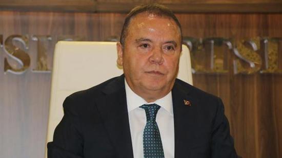 عاجل:إيقاف رئيس بلدية أنطاليا عن مهامه