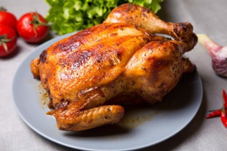 تعرفي على طرِيقة عمل الدجاج بالفرن من المطبخ التركي