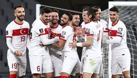 فوز المنتخب التركي لكرة القدم على نظيره النرويجي يتصدر الترند