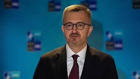 انطلاق قمة الناتو التاريخية في أنقرة: تركيا بنت معمارية دفاعية للحلف