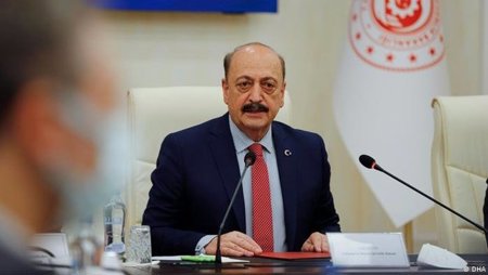 وزير العمل التركي يزف أخبارا سارّة بشأن الحد الأدنى للأجور