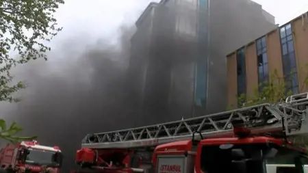 حريق مهول في مبنى مكون من 11 طابقاً باسطنبول