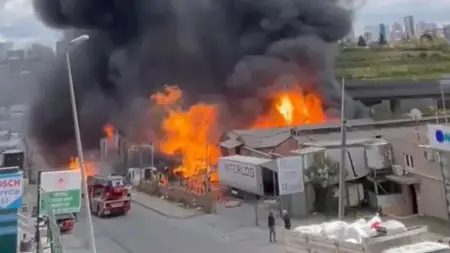 عاجل:حريق مرعب في مستودع للمواد الكيميائية في إسطنبول