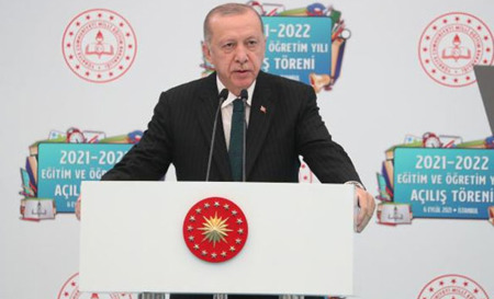 الرئيس أردوغان يهنئ المعلمين والطلبة ببداية العام الدراسي الجديد
