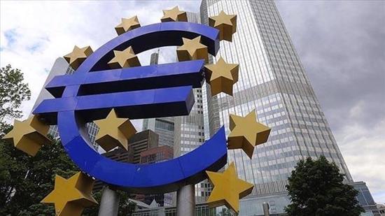 نمو منطقة اليورو بنسبة 2.1 في المئة في الربع الثالث