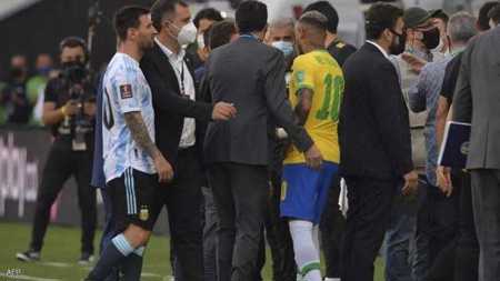 مفاجأة كبيرة .. السلطات البرازيلية توقف مباراة بين البرازيل والأرجنتين