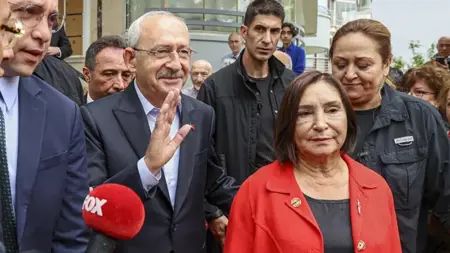 عاجل ..كليجدار أوغلو عقب الإدلاء بصوته: ستحل الحرية على بلادنا