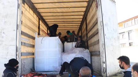 ضبط 56 مهاجراً غير نظامي في شاحنة بولاية أرزينجان شرقي تركيا