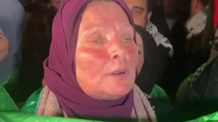 الفلسطينيون يستقبلون الأسرى المحررين من سجون الاحتلال بالتكبير والهتاف "تفاصيل"