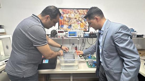 ابتكار تركي جهاز لمكافحة البعوض باستخدام الأمواج فوق الصوتية ابتكار تركي جهاز لمكافحة البعوض باستخدام الأمواج فوق الصوتية