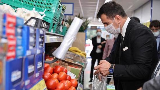 الزراعة التركية  تفرض غرامات باهظة على المتاجر خلال عمليات التفتيش على الأغذية