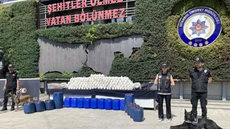 الشرطة التركية تضبط نحو 900 كيلوغرام  من المخدرات في إسطنبول 