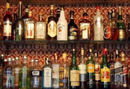 ما حقيقة رفع حظر بيع الكحول في تركيا خلال فترة الإغلاق الشامل؟