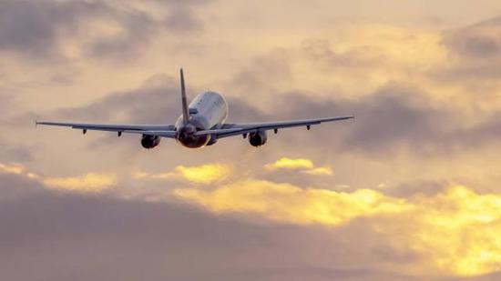 شركة طيران فلاي دبي تعلق رحلاتها إلى كابول
