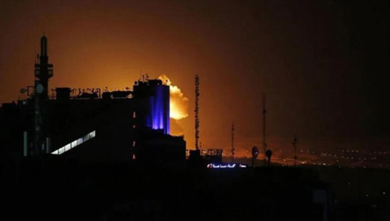 الصحة الإيرانية: 18 قتيلاً بينهم امرأتان وطفل و142 جريحاً حصيلة الضربات الأمريكية الأخيرة