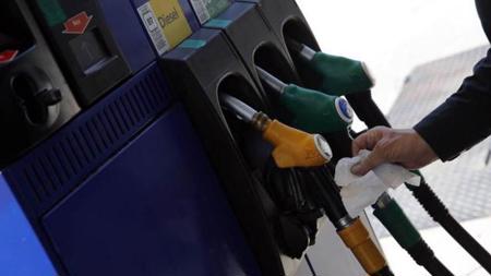 زيادة قياسية في أسعار الوقود في فرنسا