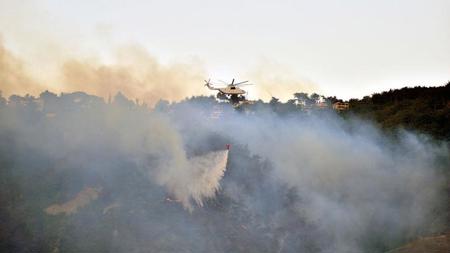 ثلاثة مدن  تركية تبدأ مواجهة كبيرة مع حرائق الغابات والمسؤولين هرعوا إلى المناطق