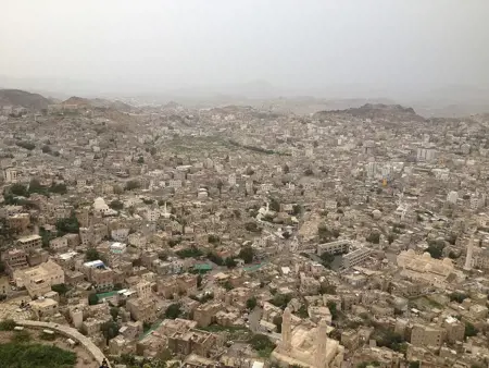 ألوية العمالقة تعلن تقدماً ميدانياً في البيضاء اليمنية