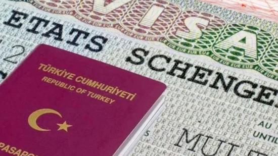 تسهيلات في تأشيرات شنغن: صلاحيات متعددة الدخول للأتراك لفترات أطول تسهيلات في تأشيرات شنغن: صلاحيات متعددة الدخول للأتراك لفترات أطول