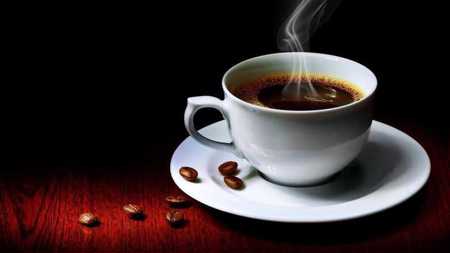 مخاطر شرب الشاي والقهوة الساخنة .. أهمها الإصابة بسرطان المريء