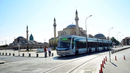 ارتفاع أسعار وسائل النقل العام في مدينة قونية