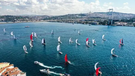 إغلاق مضيق البوسفور بإسطنبول أمام حركة السفن 