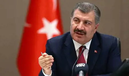 وزير الصحة التركي يحذر من "الطقس الحار" على الصحة 