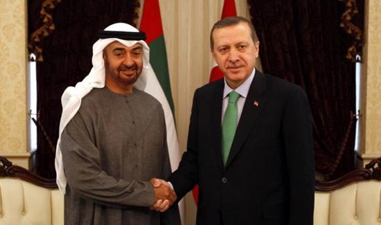 ولي عهد أبو ظبي يبحث هاتفيا مع الرئيس التركي العلاقات الثنائية