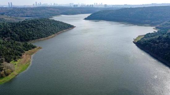 انخفاض منسوب المياه في سدود إسطنبول بشكل ملحوظ