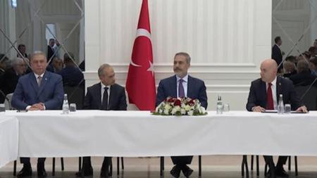 وزير الخارجية التركي يزور مقر الجبهة التركمانية العراقية في أرابيل