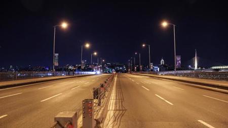 إغلاق جسر أتاتورك بإسطنبول لمدة 4 ساعات أمام حركة المرور