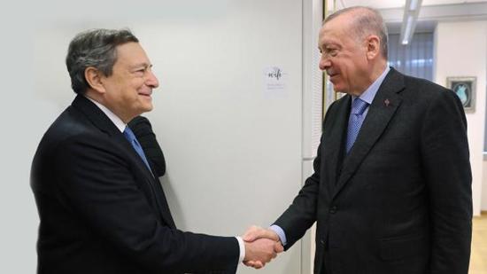 رئيس الوزراء الإيطالي ماريو دراجي يجري زيارة إلى تركيا