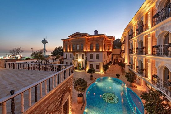 أفضل فنادق إسطنبول 2026: دليل شامل للإقامة الفاخرة والممتازة