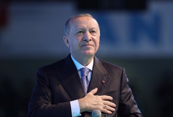 الرئيس التركي يهنئ العالم الإسلامي بحلول شهر رمضان المبارك