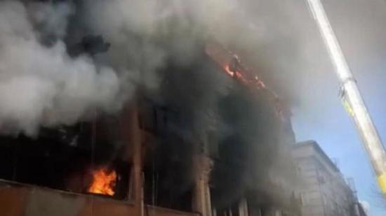 حريق وانفجارات في مبنى بإسطنبول