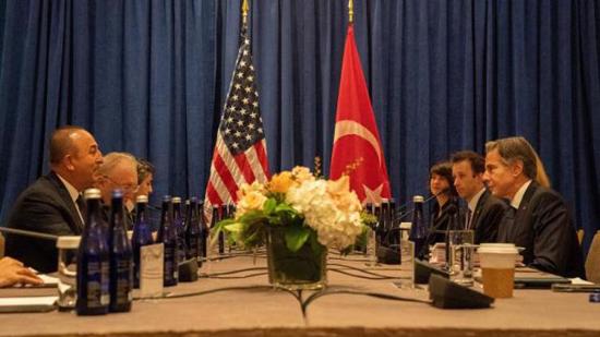 وزير الخارجية الأمريكي يشيد بدور تركيا الهام على المستوى الدولي