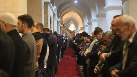 اقامة أول صلاة تراويح في الجامع الأموي بحلب بعد ١٢ عاماً
