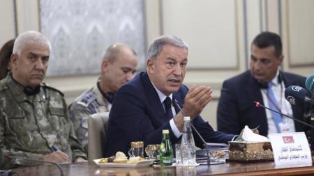 وزير الدفاع التركي: قواتنا المسلحة في ليبيا ليست عناصر أجنبية