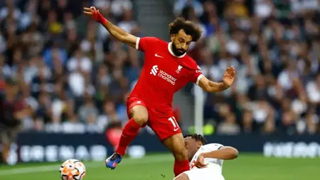 ليفربول يضاعف راتب محمد صلاح الأسبوعي 3 مرات
