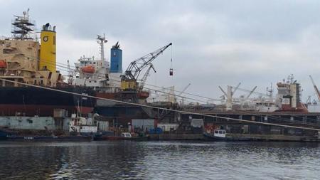عاجل : مصرع عامل في انفجار في سفينة بميناء توزلا بإسطنبول