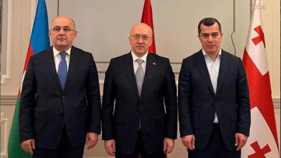 قمة جمركية تركيا وأذربيجان وجورجيا لتعزيز التعاون الاقتصادي